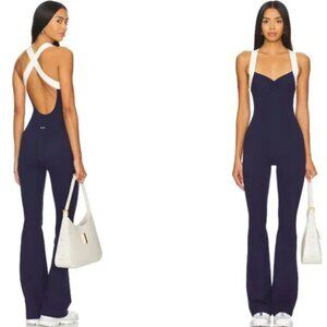 437 The Sculpt Onesie - NAVY/CREME
